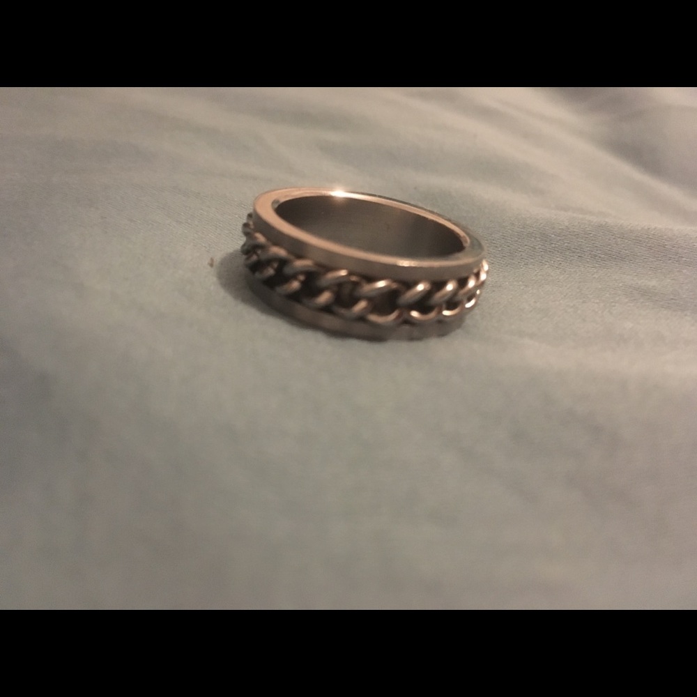 Men’s ring